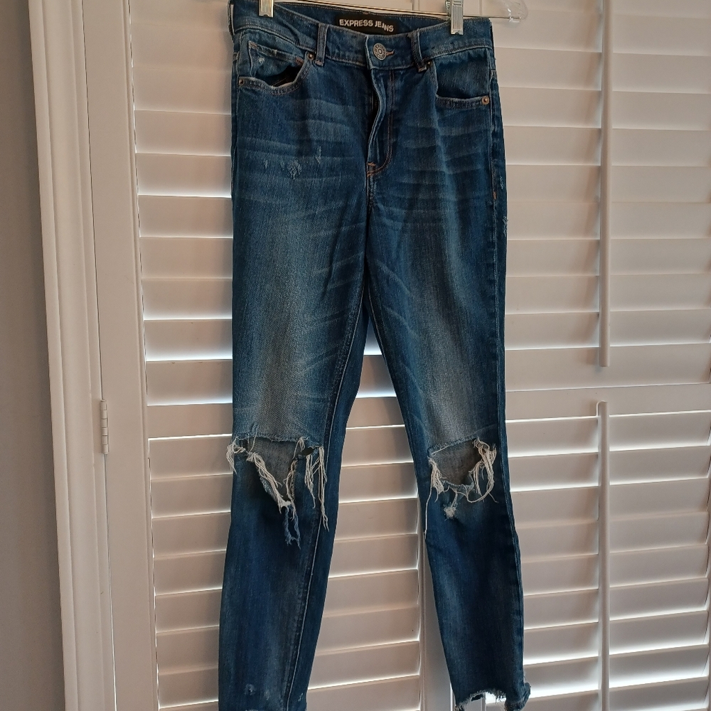 Express high rise ankle jegging-destructed